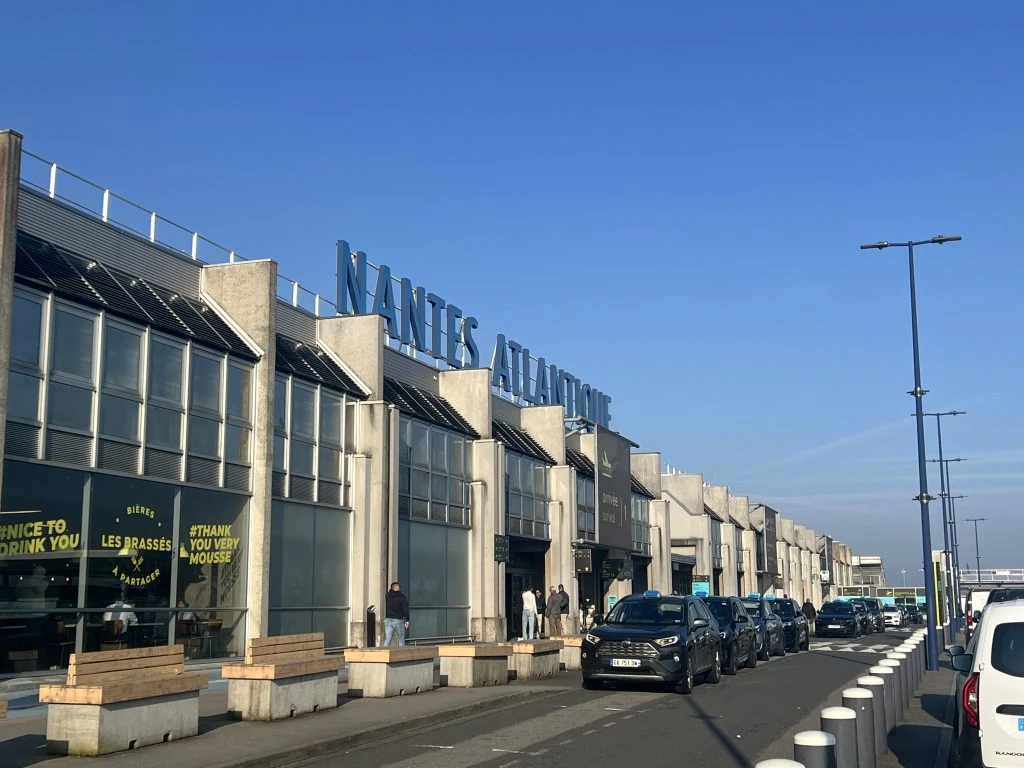 terminal aeroport nantes